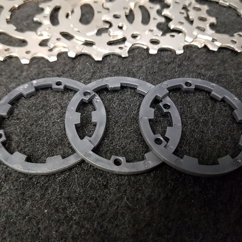 SHIMANO 105 CS-5700" 10V 11/25 cassetta (rif. 394)