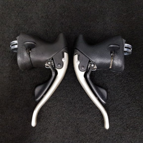 CAMPAGNOLO CENTAUR" brake levers 8v (Ref 697)