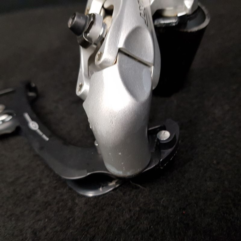 Deragliatore posteriore "SHIMANO XT" 9v (Ref 1652)