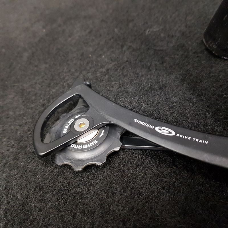 Deragliatore posteriore "SHIMANO XT" 9v (Ref 1652)