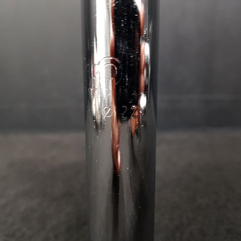 N.O.S "BMX" seatpost Ø 22 (Ref 617)