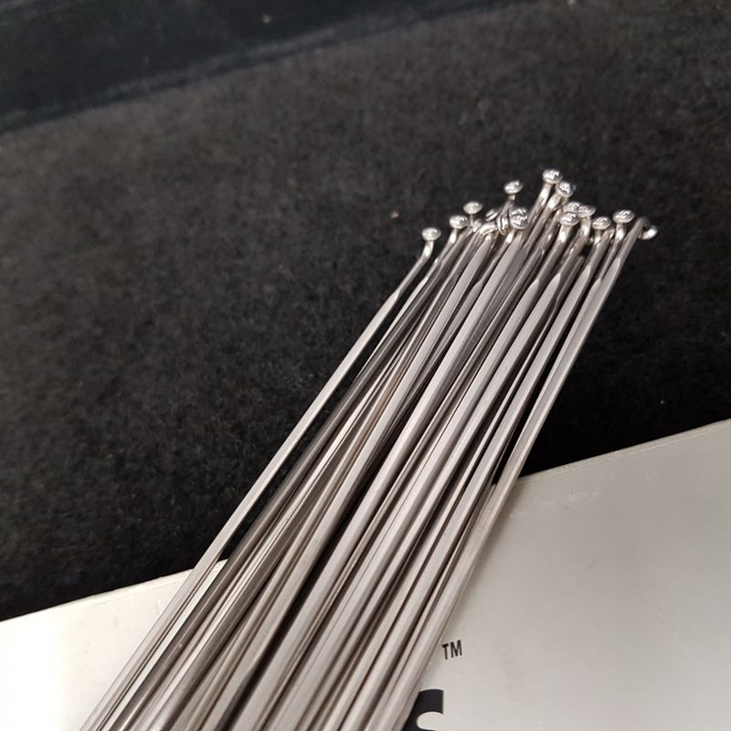 Set di 5 raggi DT AERO Ø 1,8/1,2 - 266 mm