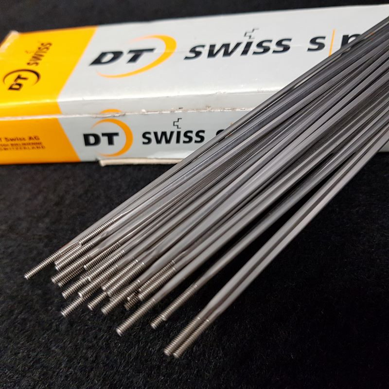Set di 5 raggi DT AERO Ø 1,8/1,2 - 266 mm