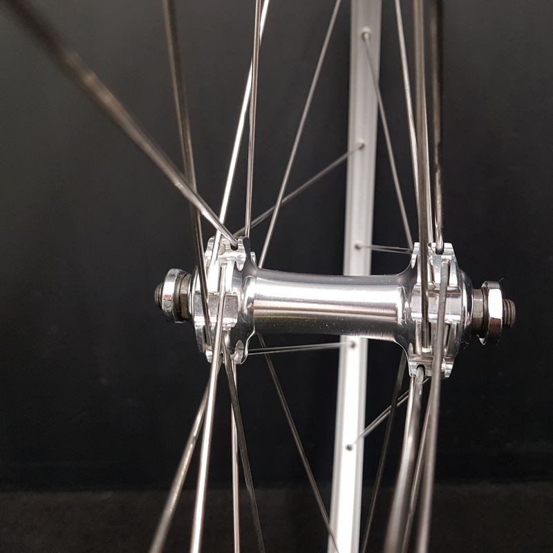MAVIC OPEN SPORT 700 front wheel (Ref 38)