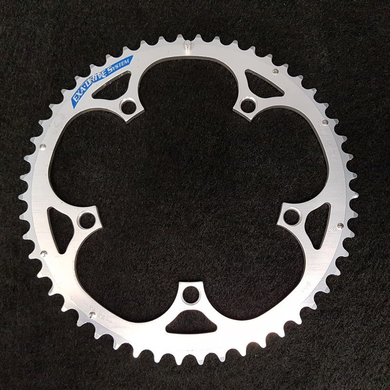 Ingranaggio CAMPAGNOLO RECORD EXADRIVE" 52d BCD 135 N.O.S (Ref 1495)