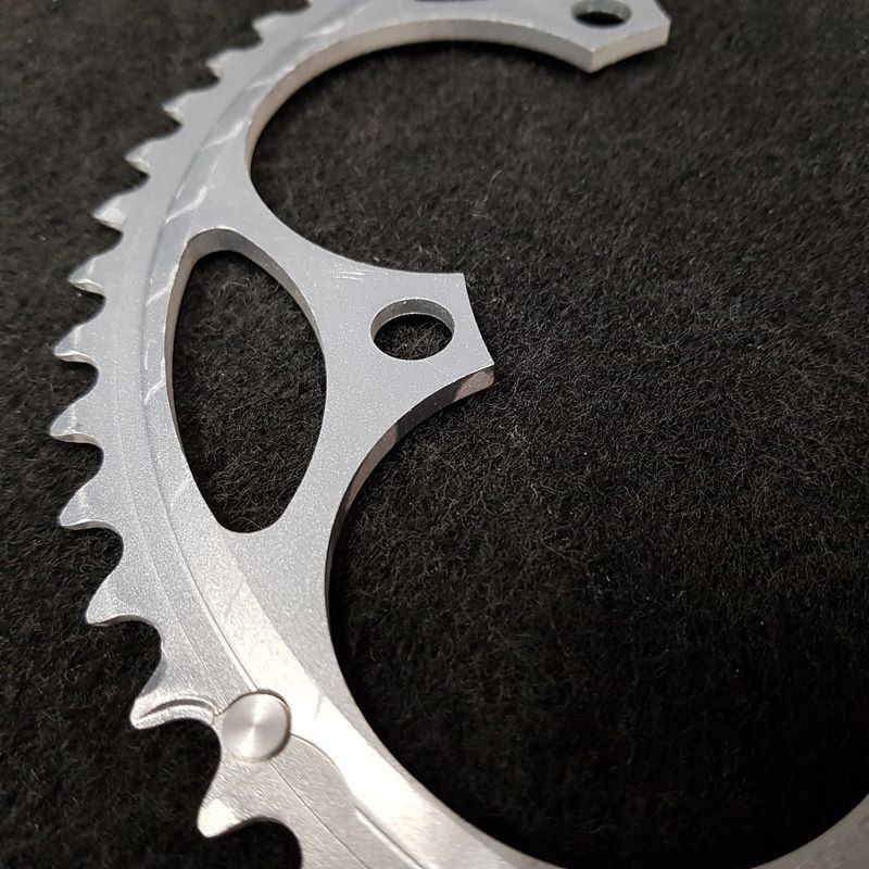 Plato SHIMANO ULTEGRA" 53d BCD 130 (Ref 1500)