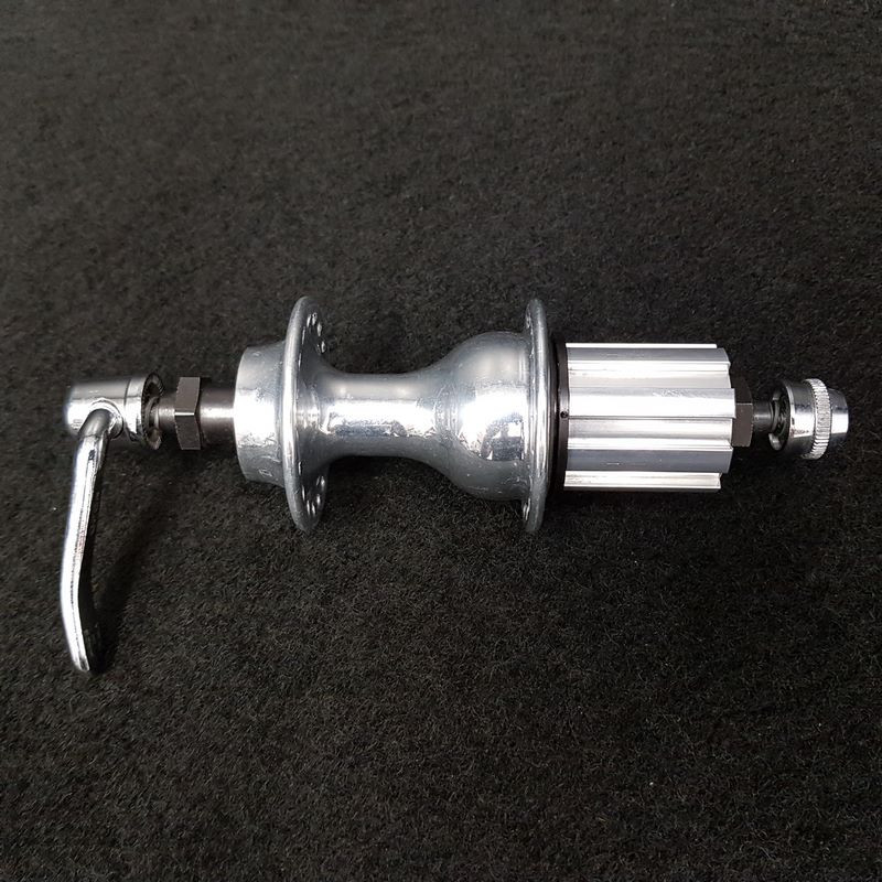 Hintere Nabe "CAMPAGNOLO XENON" 36t 9/10v (Ref 482)