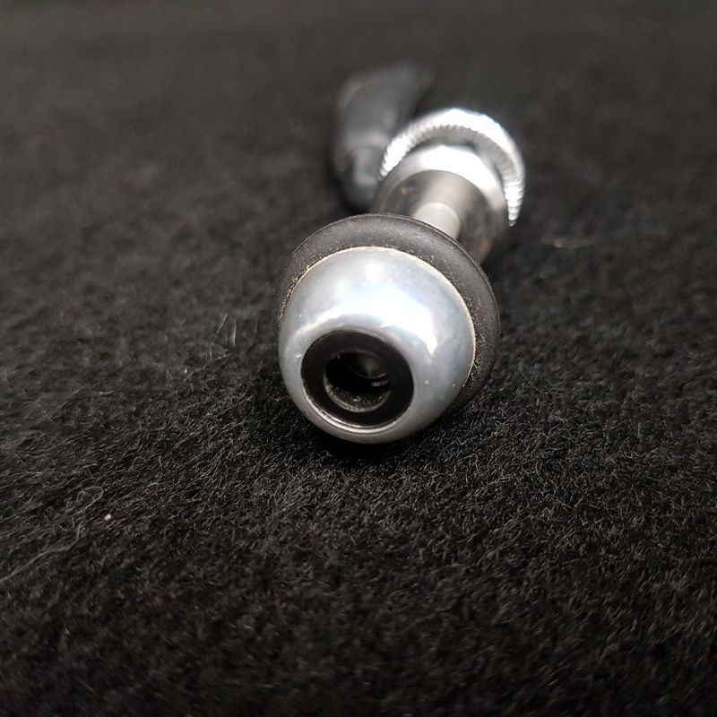 Broche de serrage de selle "SHIMANO XT" N.O.S (Ref 181)