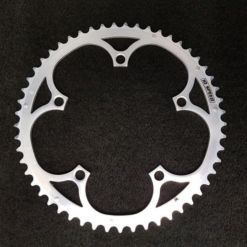 CAMPAGNOLO RECORD C10" 53d BCD 135 N.O.S chainring (Ref 1532)