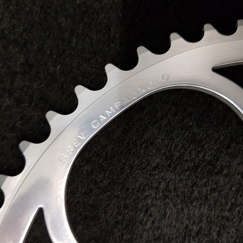 CAMPAGNOLO RECORD C10" 53d BCD 135 N.O.S chainring (Ref 1532)