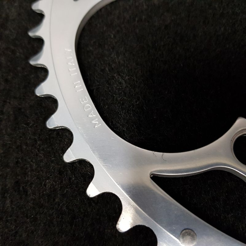 CAMPAGNOLO RECORD C10" 53d BCD 135 N.O.S chainring (Ref 1532)