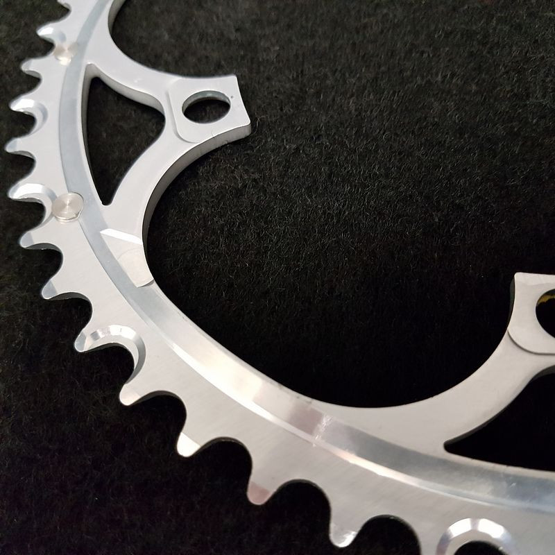 CAMPAGNOLO RECORD C10" 53d BCD 135 N.O.S chainring (Ref 1532)