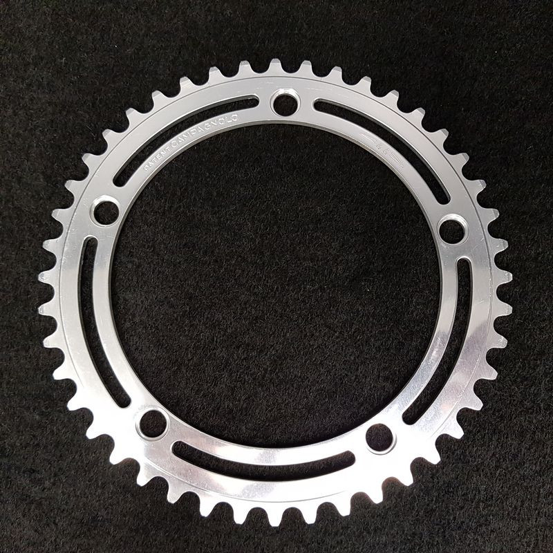 N.O.S "CAMPAGNOLO RECORD" Kettenblatt 44 BCD 144 (Ref 1535)