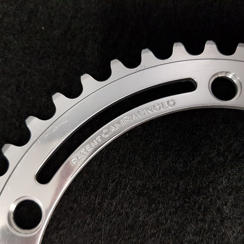 CAMPAGNOLO RECORD" N.O.S bandeja 44 BCD 144 (Ref 1535)