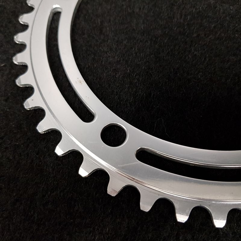 CAMPAGNOLO RECORD" N.O.S bandeja 44 BCD 144 (Ref 1535)