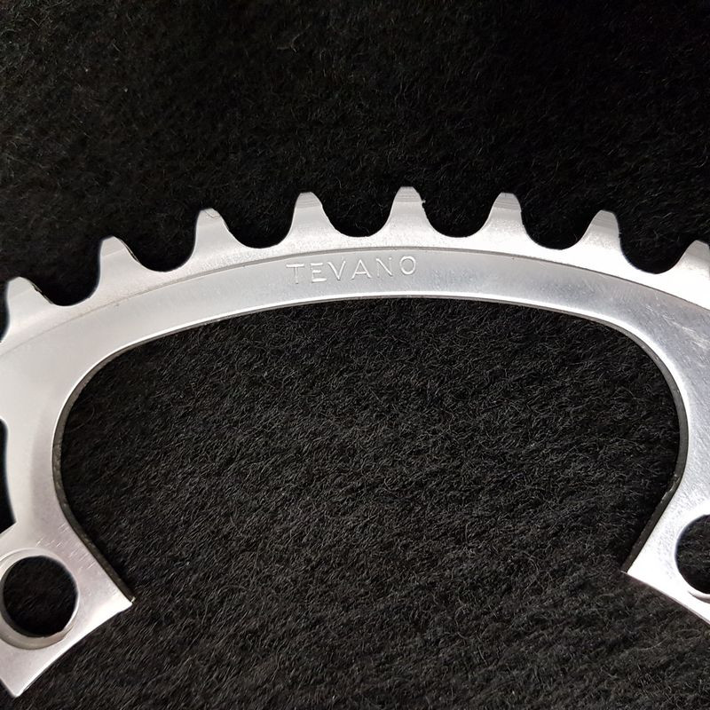 N.O.S "TEVANO" 52d BCD 144 chainring (Ref 1519)