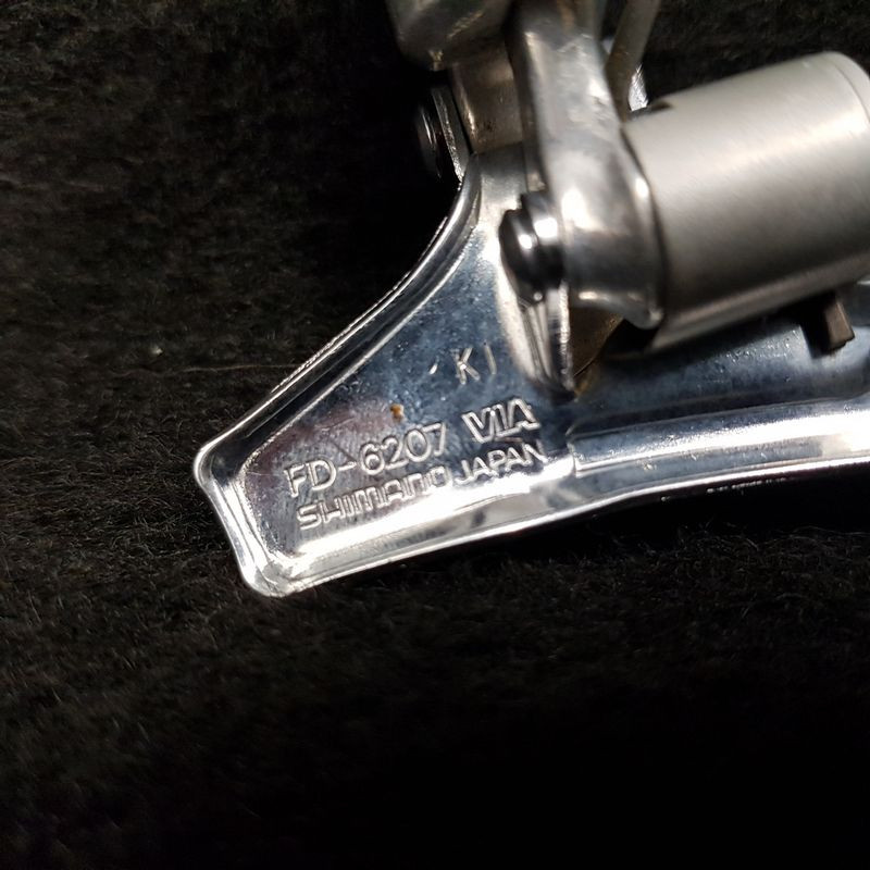 SHIMANO 600" front derailleur (Ref 1738)