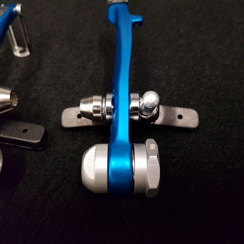 Bremssättel "V-BRAKE LIZARD 690AV" (Ref 575)