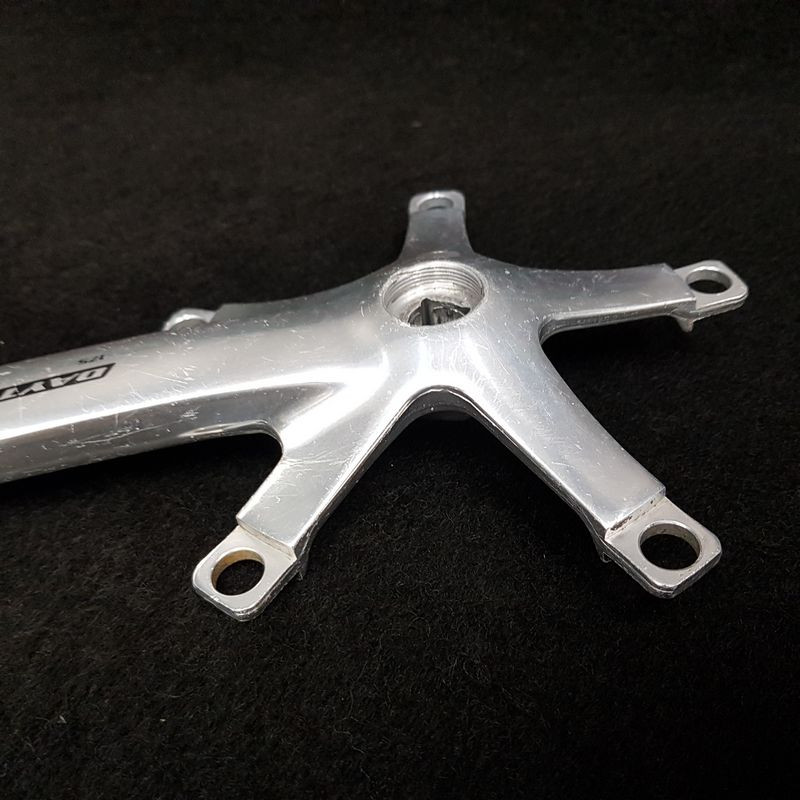 Gerades Tretlager "CAMPAGNOLO DAYTONA" 175 mm (Ref 937)