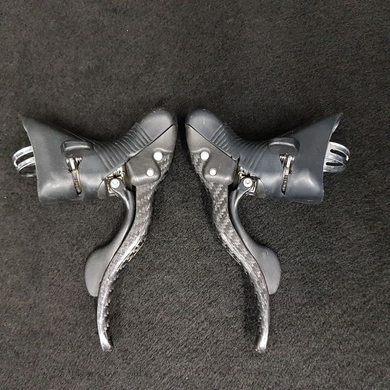 CAMPAGNOLO CENTAUR CARBON 10s" brake levers (Ref 749)