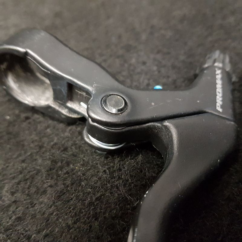 PROMAX V BRAKE" mountain bike brake levers (Ref 739)
