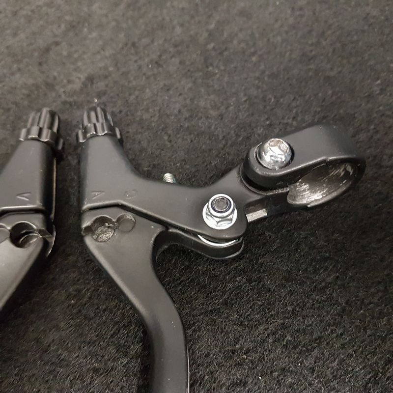 PROMAX V BRAKE" mountain bike brake levers (Ref 739)