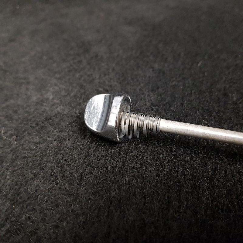 MAVIC" rear wheel lock, N.O.S (Ref 183)