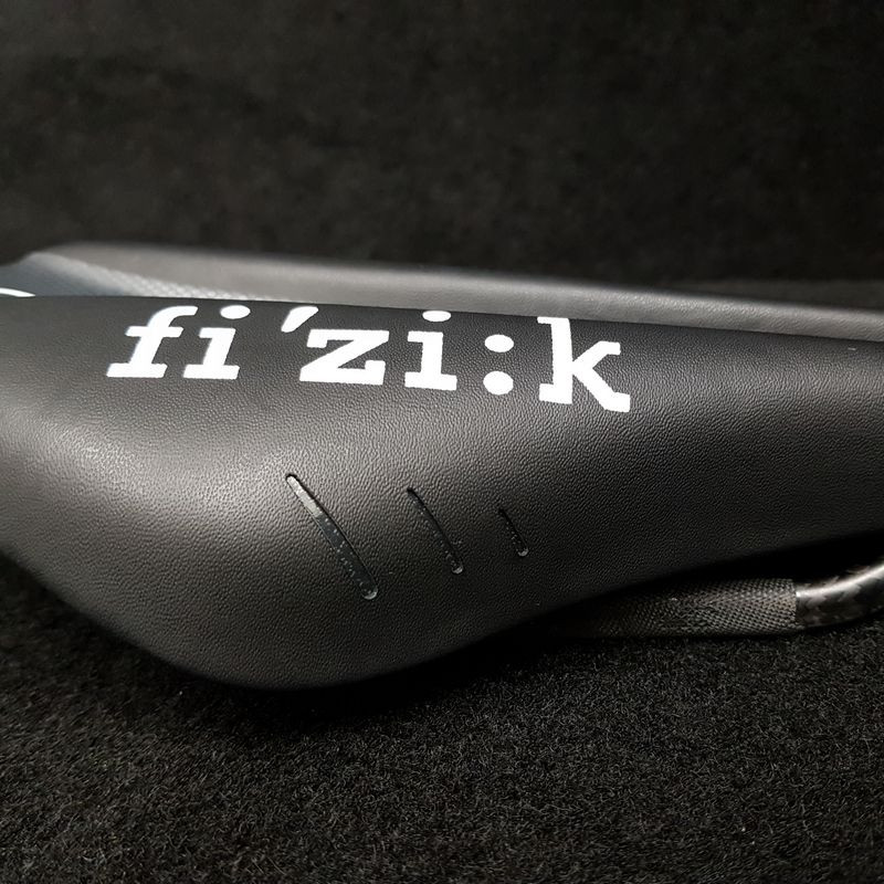 Sella "FI'ZI:K ARIONE VSX R1" (rif. 558)
