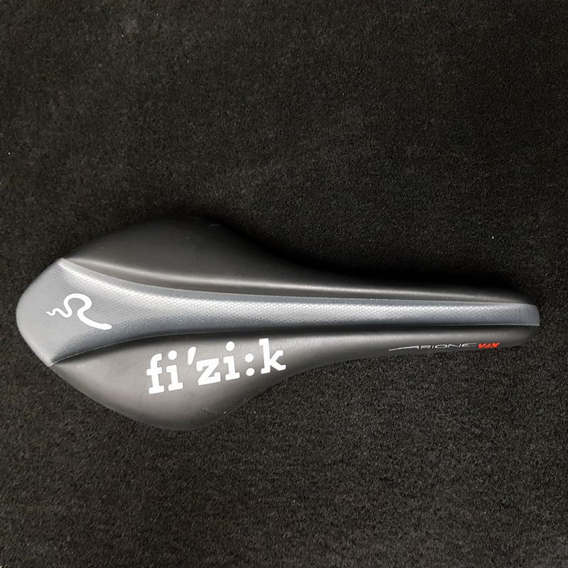 Sattel "FI'ZI:K ARIONE VSX R1" (Ref 558)