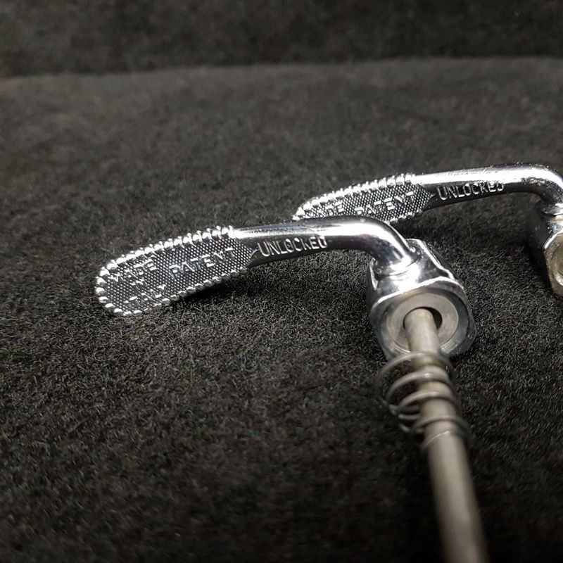 CAMPAGNOLO" clamping pins (Ref 199)