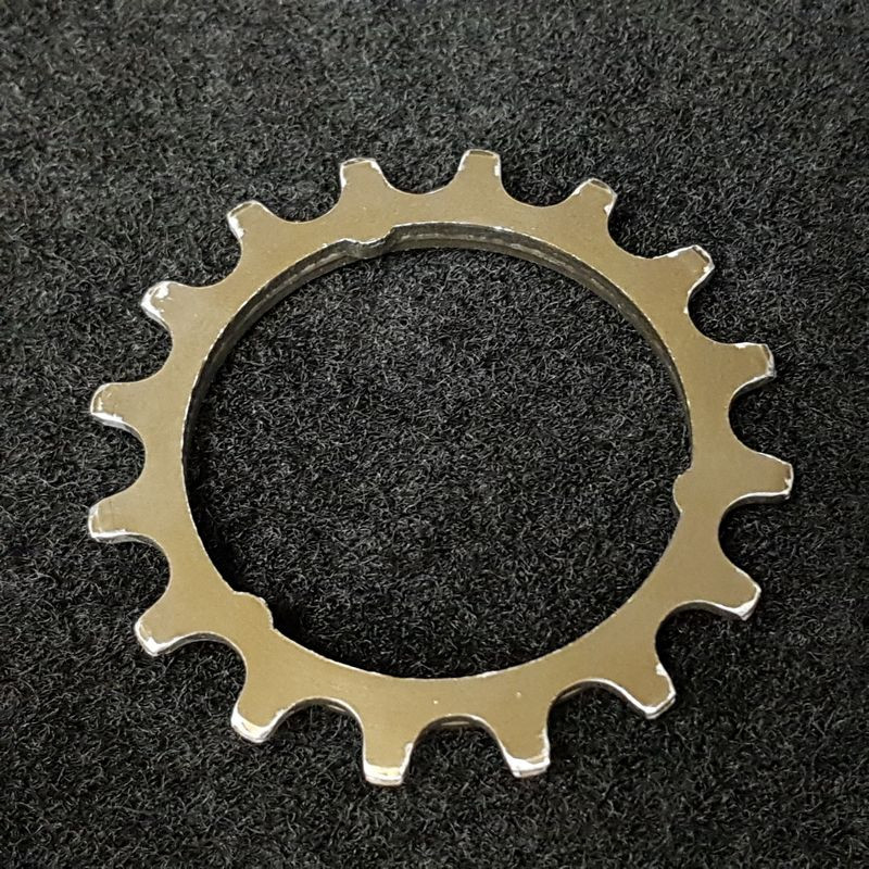 Piñón de aluminio Maillard ZB 16d (Ref 149)