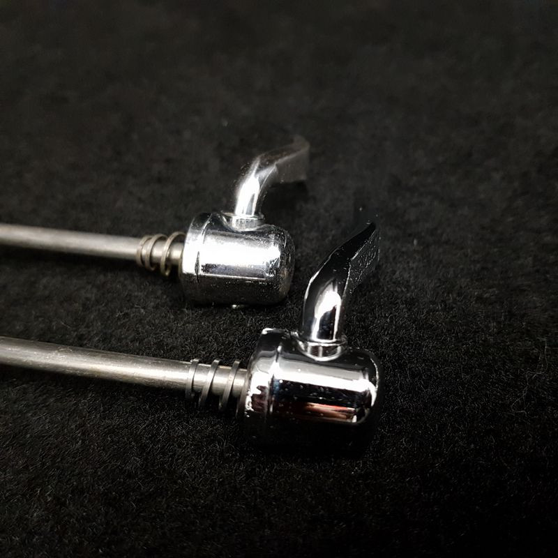 Spannspindeln "CAMPAGNOLO CHORUS" (Ref 208)