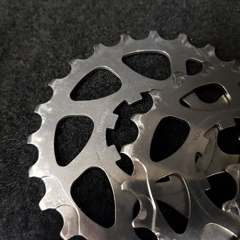 Cassetta "CAMPAGNOLO RECORD TITANIUM" 9V 12/23 (Ref 414)