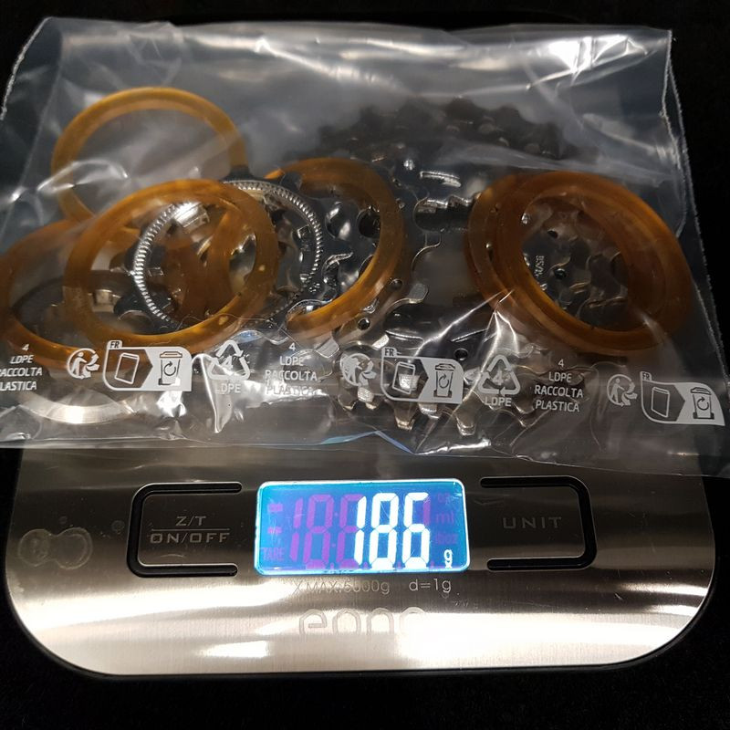Cassetta "CAMPAGNOLO RECORD TITANIUM" 9V 12/23 (Ref 414)