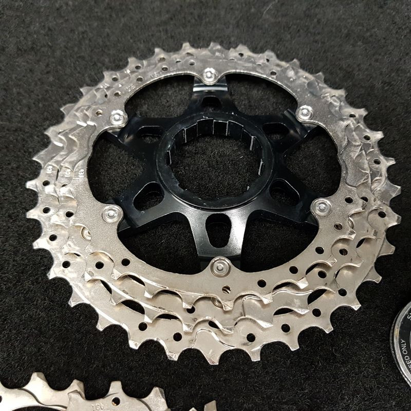Kassette "SHIMANO 105 CS-HG700" 11v 14/34 (Ref 423)
