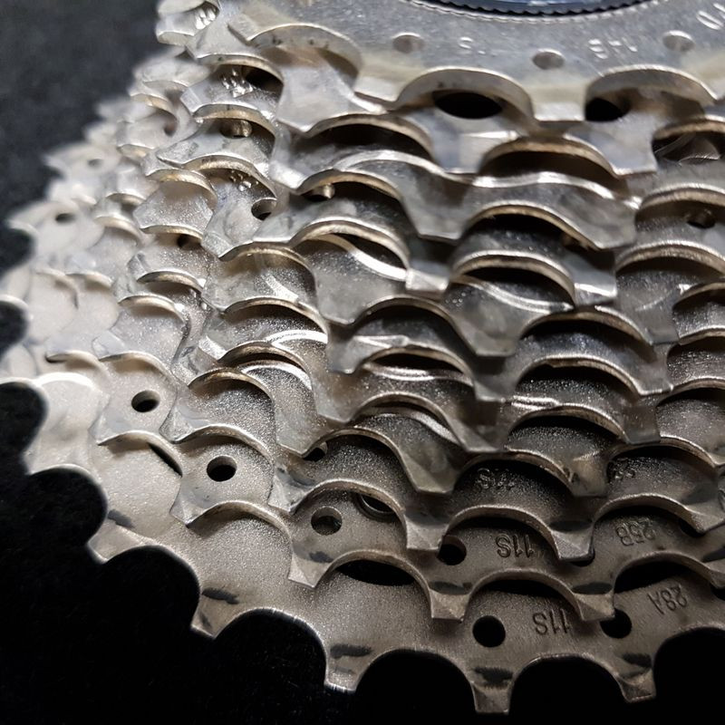 Cassetta "SHIMANO ULTEGRA CS-R8000" 11v 14/28 (Ref 424)