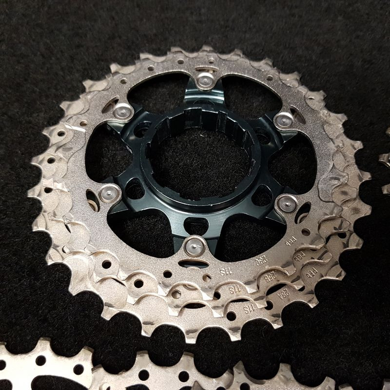 Cassetta "SHIMANO ULTEGRA CS-R8000" 11v 14/28 (Ref 424)