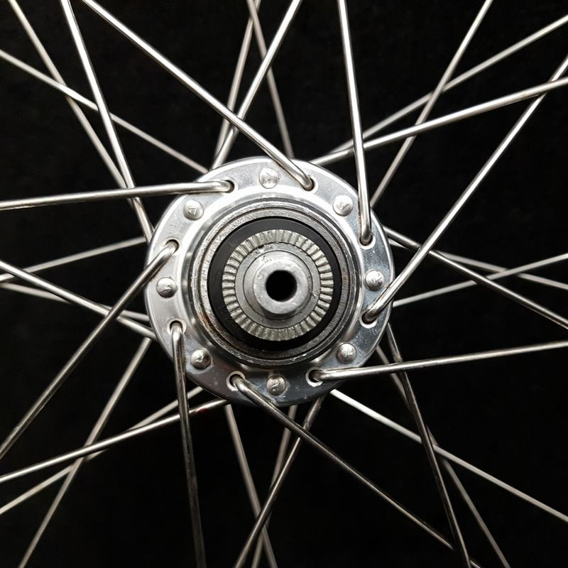 Rueda delantera HOPE TITANE 26" (Ref 46)
