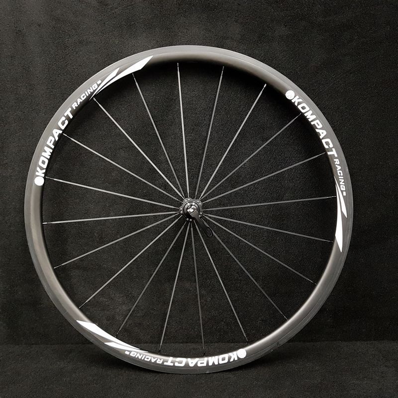 Rueda delantera KOMPACT RACING CARBON 700 (Ref 47)