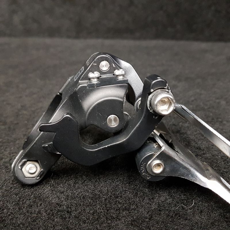 Vorderer Umwerfer MTB "SHIMANO DEORE FD-M611" (Ref 1813)