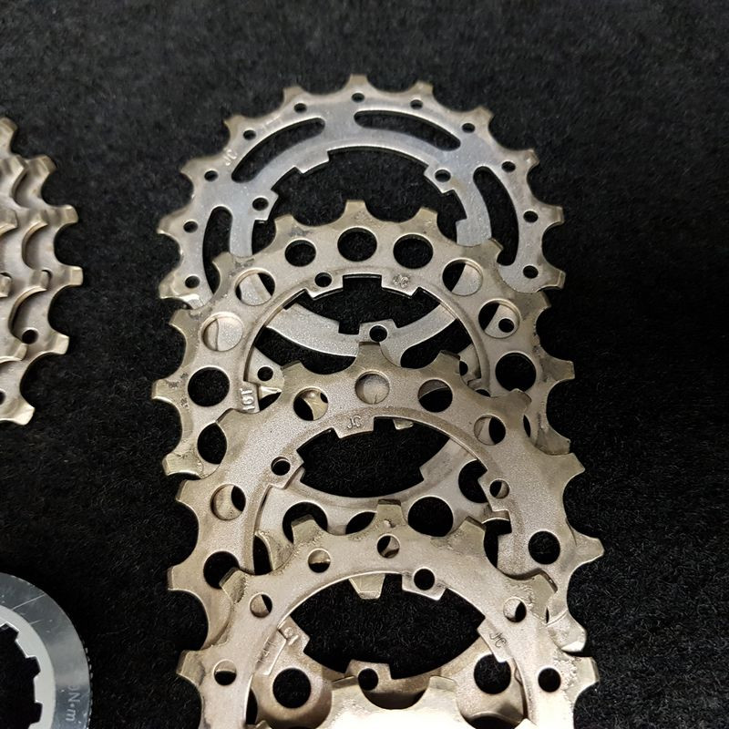 SHIMANO ULTEGRA CS-6700" 10V 11-23 cassette (Ref 435)