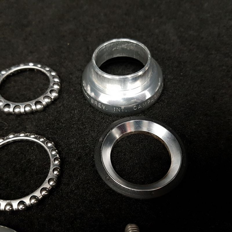Steuersatz "CAMPAGNOLO CHORUS" Aheadset 1" (Ref 764)