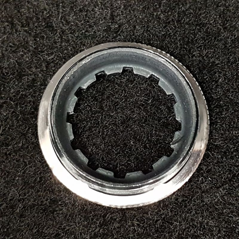 Dado di serraggio cassetta "SHIMANO DURA ACE CS-9000" (rif. 09)