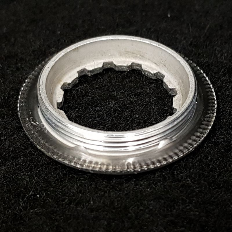 SHIMANO DURA ACE CS-7700" cassette clamping nut (Ref 10)