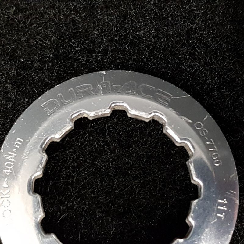 SHIMANO DURA ACE CS-7700" cassette clamping nut (Ref 11)