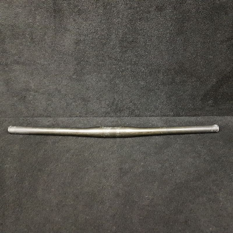 Manillar de carbono para bicicleta de montaña de 585 mm (Ref. 140)