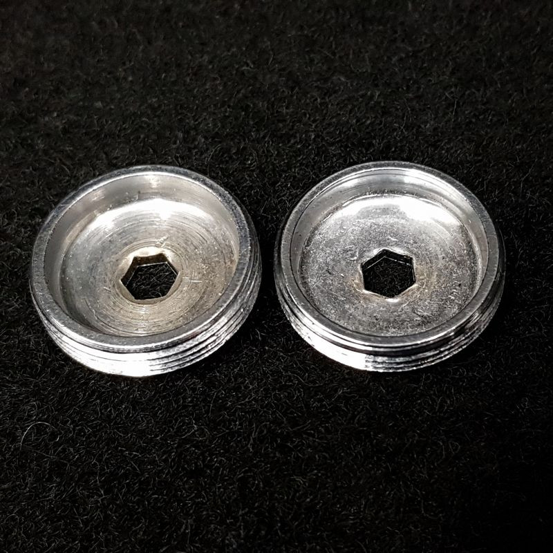 "TEVANO" Dust Caps, N.O.S. (Ref 173)