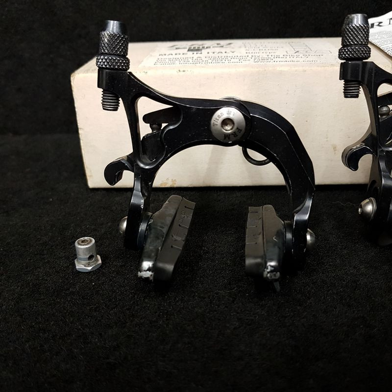 "FRM CL2 Titanium" brake calipers (Ref 593)