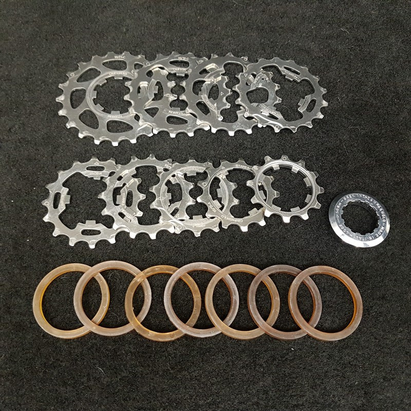 Cassette "CAMPAGNOLO SUPER RECORD TITANIUM" 9v 12/21 (Ref 439)
