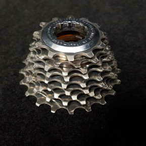 Cassette "CAMPAGNOLO SUPER RECORD TITANIUM" 9v 12/21 (Ref 439)